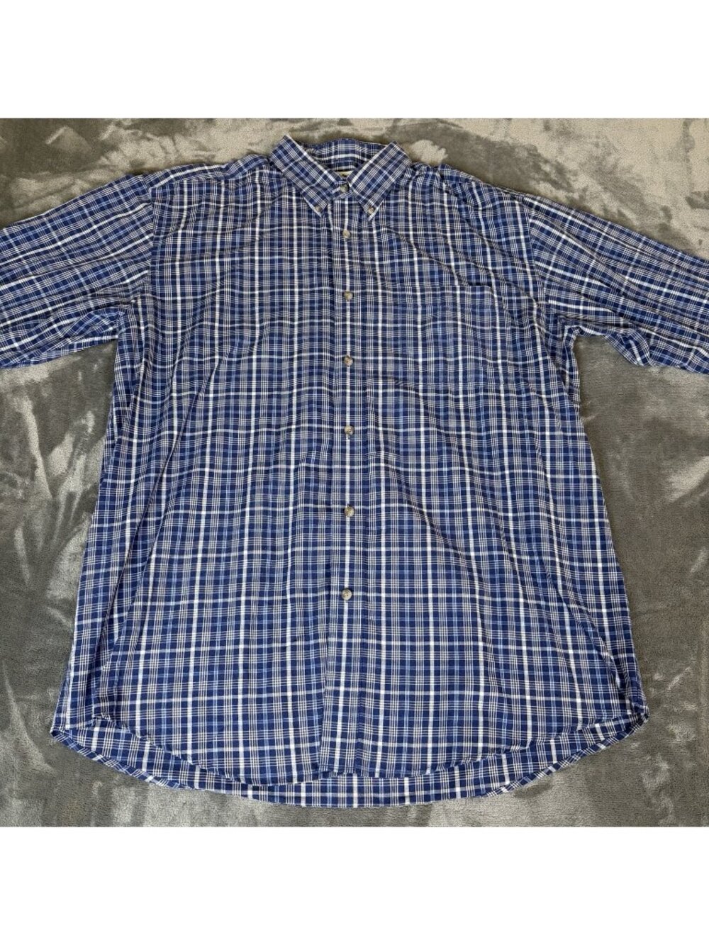 Wrangler Riata Men's XL Blue White Plaid Button Down Long Sleeve Shirt Cotton